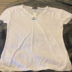 NWT sz: L Modern Canvas white short sleeve shirt